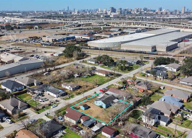 Property at 8015 Cannon St, Houston, TX 77051, 2 beds, 1 bath