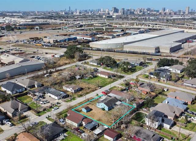 Property at 8015 Cannon St, Houston, TX 77051, 2 beds, 1 bath