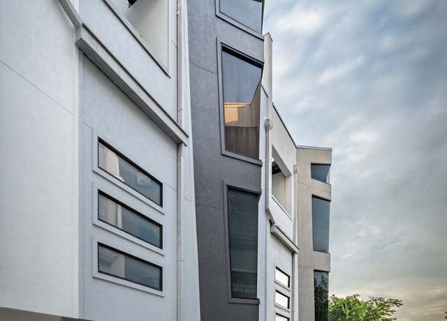 Property at 4608 Nett St Unit E, Houston, TX 77007, 3 beds, 3.5 baths