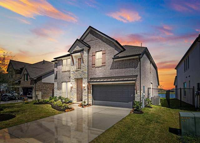 Property at 3002 Secret Lagoon Ln, Texas City, TX 77568, 4 beds, 4 baths