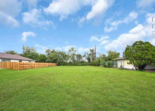 Property at 6063 Doulton Dr, Houston, TX 77033