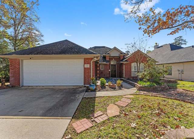 Property at 12311 Browning Dr, Montgomery, TX 77356, 3 beds, 2 baths