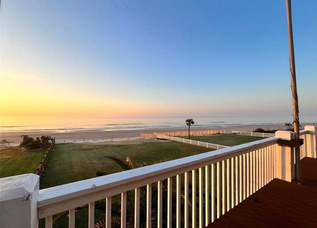 Property at 3228 Gulf Castle Dr, Port Bolivar, TX 77650, 4 beds, 4.5 baths