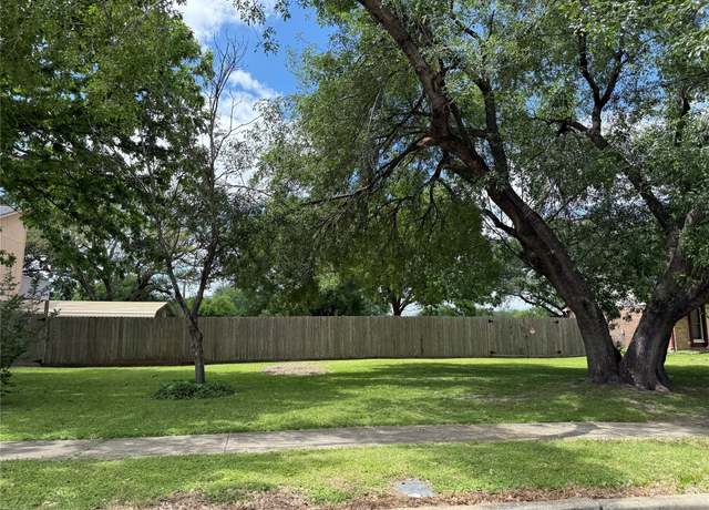 Property at 4908 Ripple Creek Dr, Baytown, TX 77521