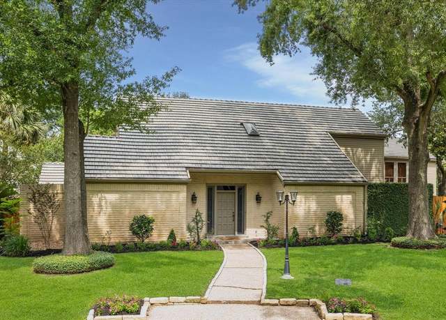 Property at 706 St Ives Ct, Houston, TX 77079, 4 beds, 4 baths