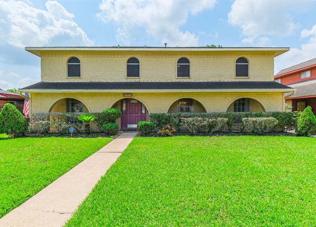 Property at 10206 Sageroyal Ln, Houston, TX 77089, 4 beds, 2.5 baths