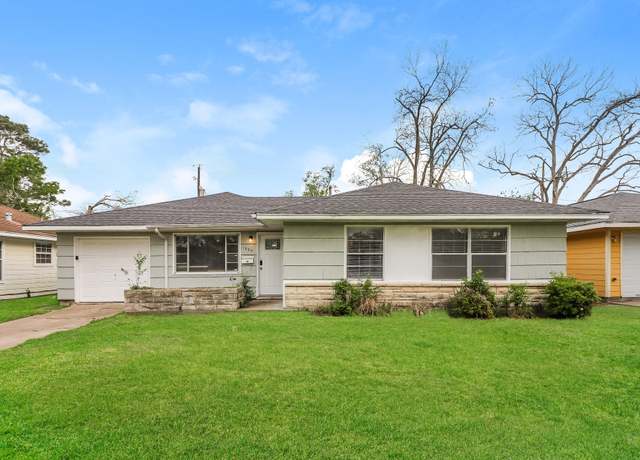 Property at 1005 Hector Ave, Pasadena, TX 77502, 4 beds, 1.5 baths
