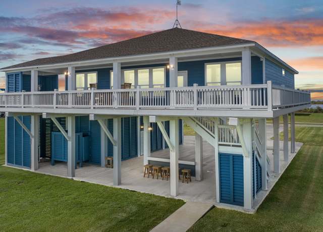 Property at 1816 Laguna Harbor Estate Blvd, Port Bolivar, TX 77650, 3 beds, 2.5 baths