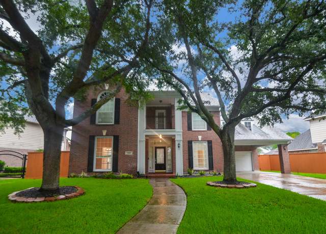 Property at 5319 Green Cove Bend Ln, Houston, TX 77041, 4 beds, 3.5 baths