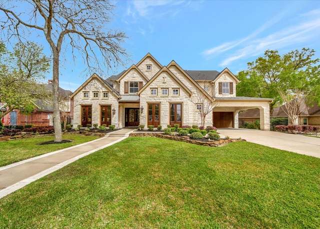 Property at 2023 Greenwood Oaks Dr, Houston, TX 77062, 5 beds, 5 baths