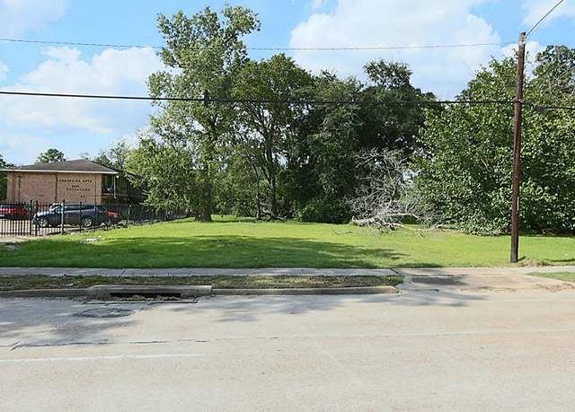 Property at 4705 S Cavalcade St, Houston, TX 77026