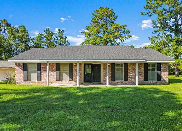 Property at 4016 State Highway 30 W, Huntsville, TX 77340, 3 beds, 2 baths