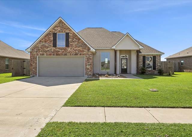 Property at 615 Cottonwood, Orange, TX 77630, 3 beds, 2 baths