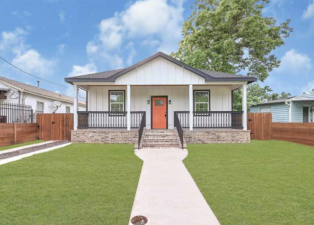 Property at 2412 Lucas St, Houston, TX 77026, 3 beds, 2 baths