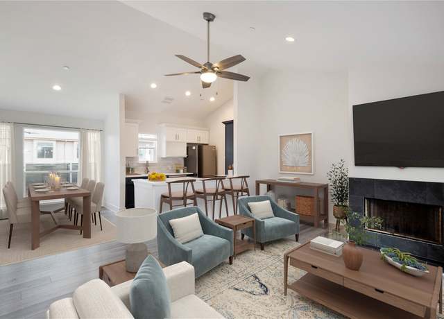 Property at 2829 Timmons Ln #206, Houston, TX 77027, 2 beds, 3 baths