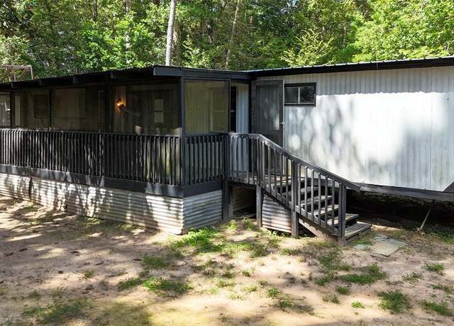 Property at 504 Bob Wills Rd, Livingston, TX 77351, 2 beds, 1 bath