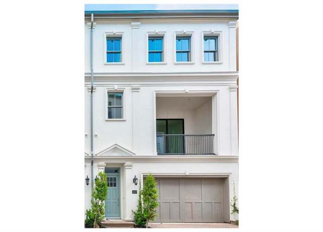 Property at 6110 Nicholas Grove Pl, Houston, TX 77055, 3 beds, 3.5 baths