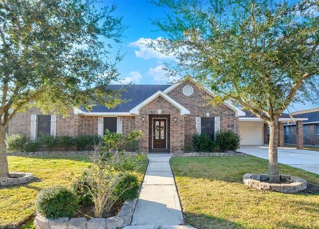 Property at 6514 Palo Duro Dr, Manvel, TX 77578, 4 beds, 2 baths