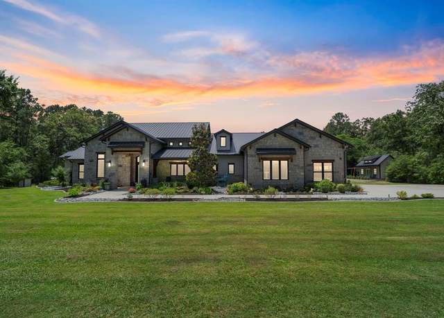 Property at 20403 Sapphire Cir, Magnolia, TX 77355, 3 beds, 4 baths