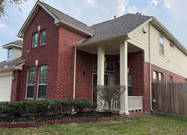 Property at 11811 Keswick Pines Ln, Houston, TX 77066, 4 beds, 2.5 baths