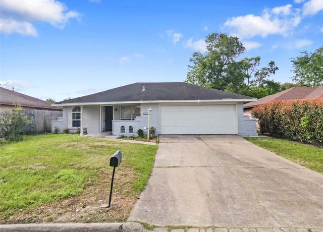 Property at 2015 Winter Bay Ln, Houston, TX 77088, 4 beds, 2.5 baths