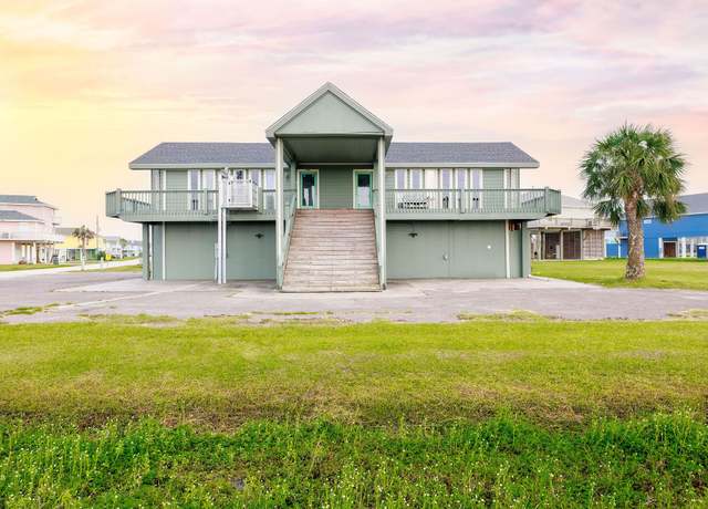 Property at 3120 Highway 87 Hwy, Crystal Beach, TX 77650, 1 bed, 2 baths