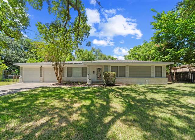 Property at 2310 Pecos St, La Marque, TX 77568, 3 beds, 1.5 baths