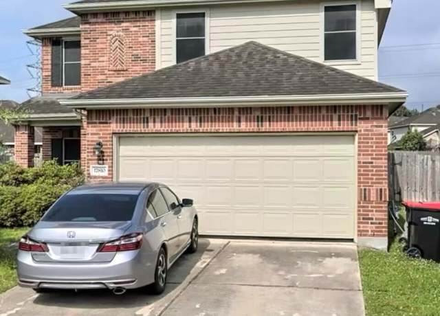 Property at 17810 Laurelton Dr, Humble, TX 77396, 4 beds, 2.5 baths