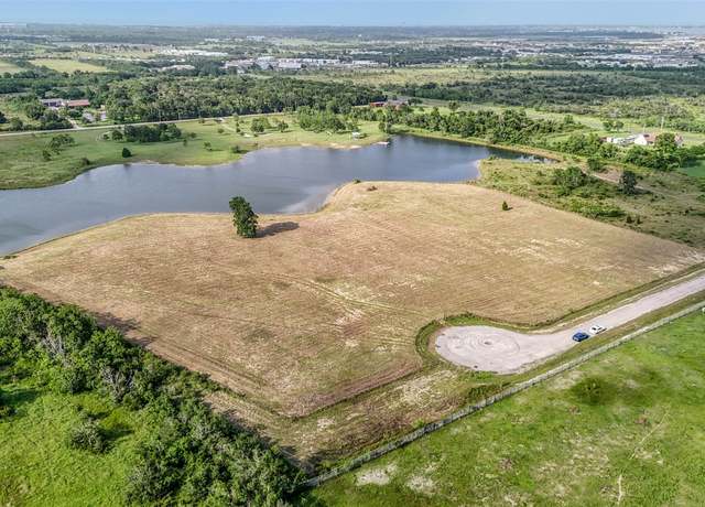 Property at 6810 Avenue U, Texas City, TX 77539