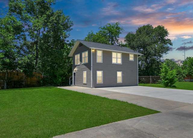 Property at 7309 Moline St, Houston, TX 77087, 2 baths