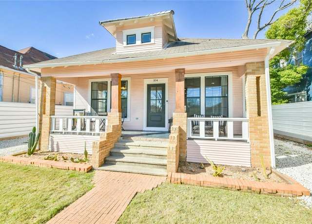 Property at 104 Bryan St, Houston, TX 77011, 6 beds, 3.5 baths