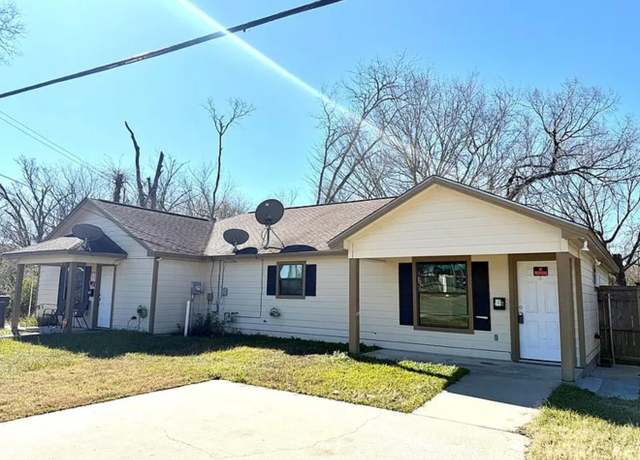 Property at 301 Culverhouse St, Lufkin, TX 75904, 3 beds, 1 bath