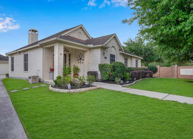 Property at 9827 Kimberly Loch Ln, Houston, TX 77089, 4 beds, 2 baths
