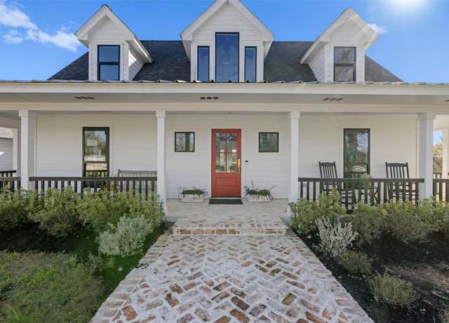 Property at 150 Rek Hill Rd, Fayetteville, TX 78940, 4 beds, 3.5 baths