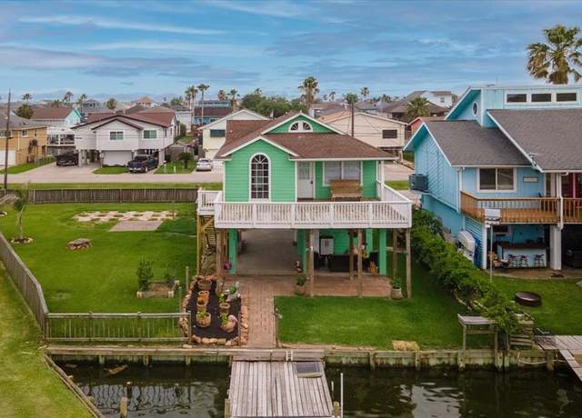 Property at 286 Ling St, Bayou Vista, TX 77563, 2 beds, 1.5 baths