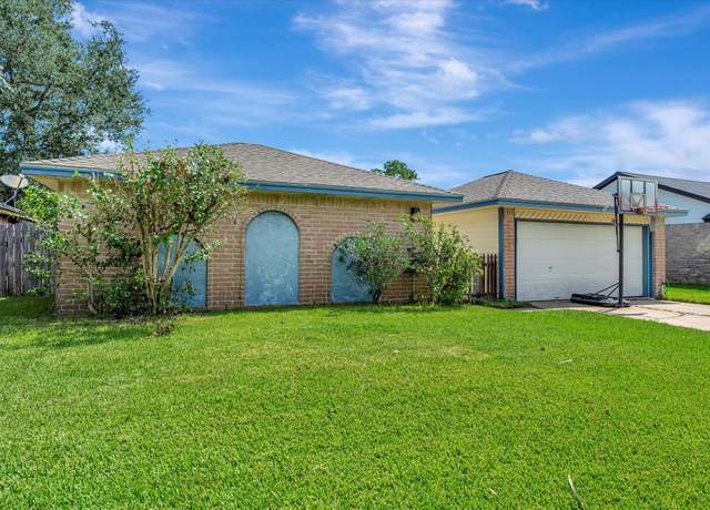 Property at 16427 Forest Bend Ave, Friendswood, TX 77546, 3 beds, 2 baths