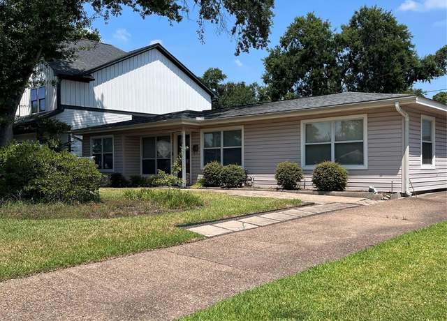 Property at 1918 Gardenia Dr, Houston, TX 77018, 4 beds, 2 baths