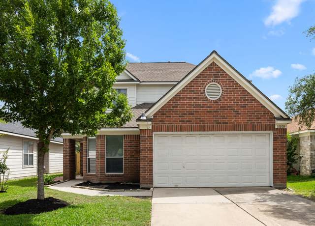 Property at 16010 Pin Oak Ridge St, Houston, TX 77073, 5 beds, 2.5 baths
