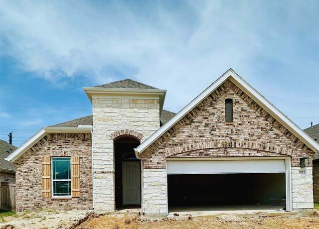 Property at 3017 Myrtle Beach Ln, League City, TX 77573, 3 beds, 2 baths