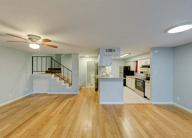 Property at 18800 Egret Bay Blvd #201, Webster, TX 77058, 1 bed, 1.5 baths
