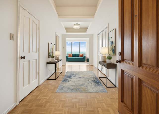 Property at 101 Westcott St #1905, Houston, TX 77007, 2 beds, 2 baths