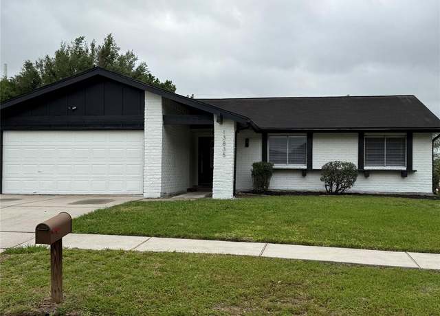 Property at 13835 Templar Ln, Sugar Land, TX 77498, 4 beds, 2 baths