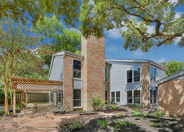 Property at 16806 Bentfield Ct, Houston, TX 77058, 3 beds, 2.5 baths
