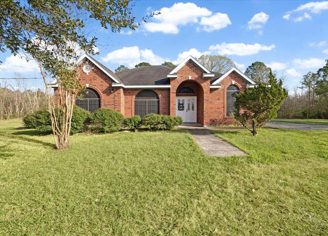 Property at 96 County Road 4905, Dayton, TX 77535, 5 beds, 3 baths