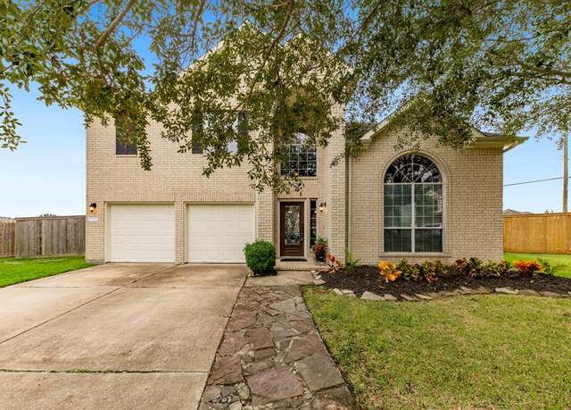Property at 5415 Summer Oak Dr, Pasadena, TX 77505, 4 beds, 2.5 baths