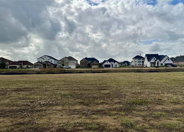 Property at 12893 French Quarter Dr, Willis, TX 77318