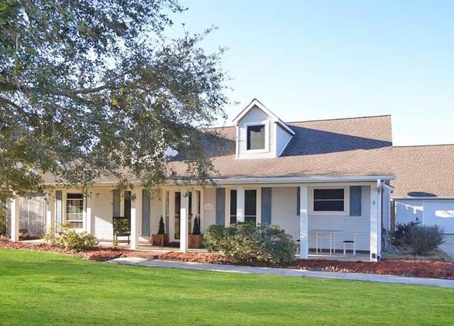 Property at 3419 Kathleen Dr, Mont Belvieu, TX 77523, 4 beds, 2.5 baths