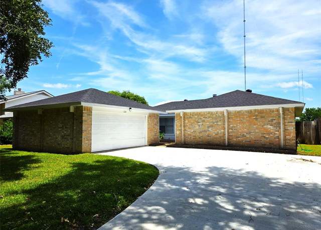 Property at 17223 Artwood Ln, Houston, TX 77489, 3 beds, 2 baths