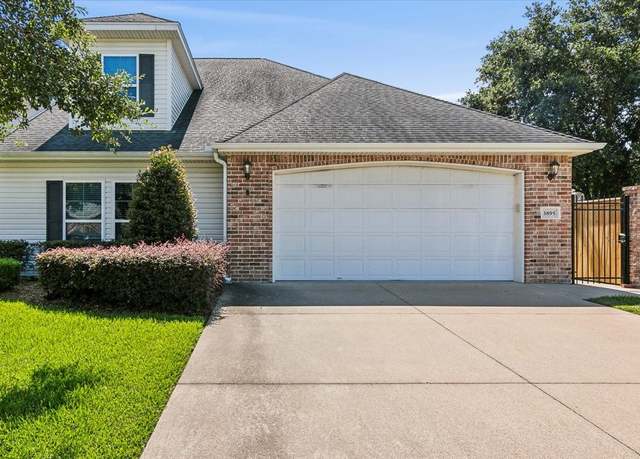 Property at 3895 E Pointe Dr, Beaumont, TX 77706, 4 beds, 3 baths