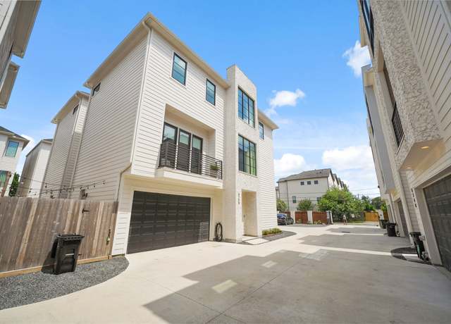 Property at 828 Wakefield Dr Unit B, Houston, TX 77018, 3 beds, 3.5 baths